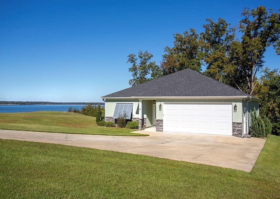 1st image of 24 Point Dr