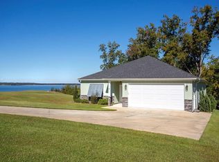 24 Point Dr, Georgetown, GA 39854