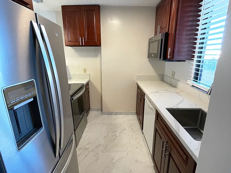 2121 Ala Wai Blvd #2302 — Photo 3