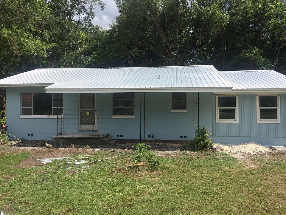 1st image of 1200 NE 32nd Pl