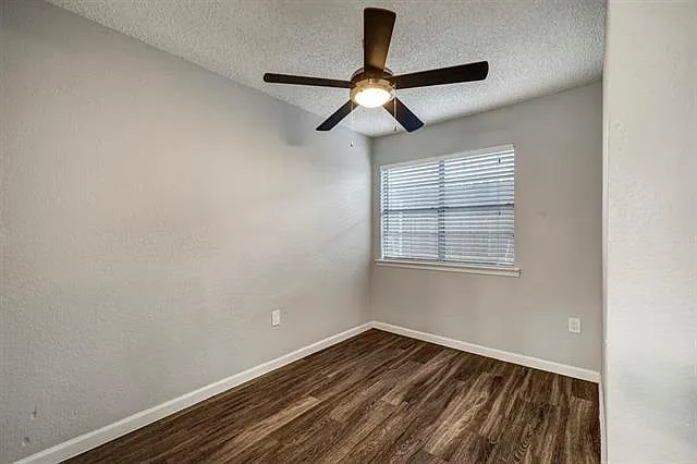 4314 Gillis St #105 — Photo 8