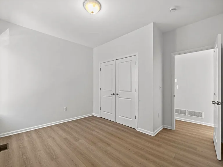 18 Charles St #1 — Photo 9