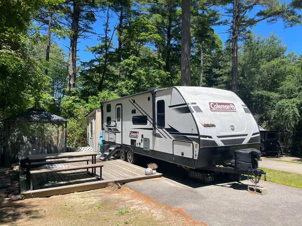 130 Thomas B Landers Rd #30, East Falmouth, MA 02536