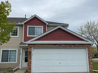 719 Mariner Way, Woodbury, MN 55129