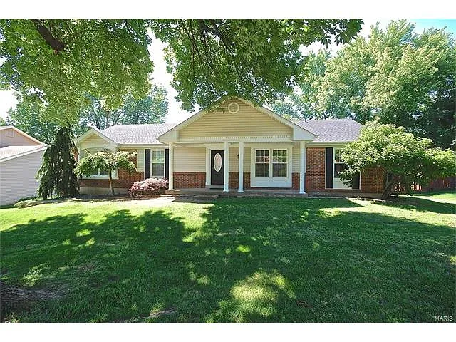 15528 Twingate Dr photo 1