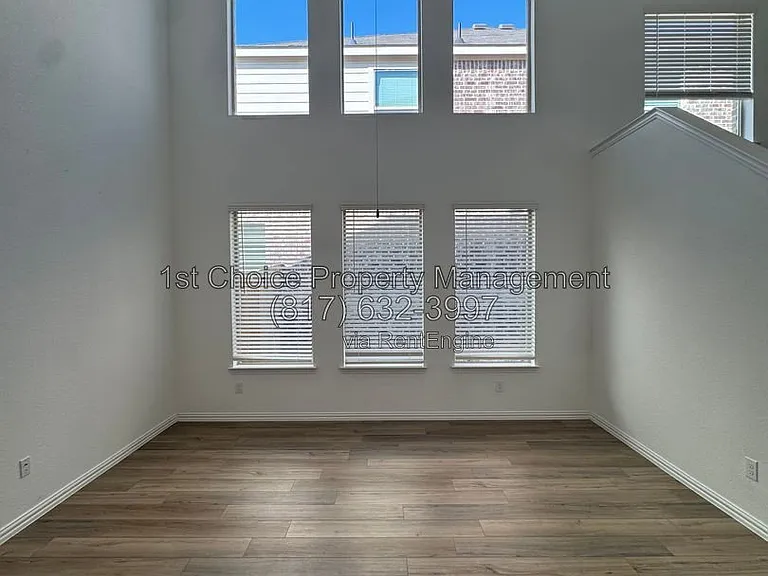 10021 Elkhorn Dr — Photo 17