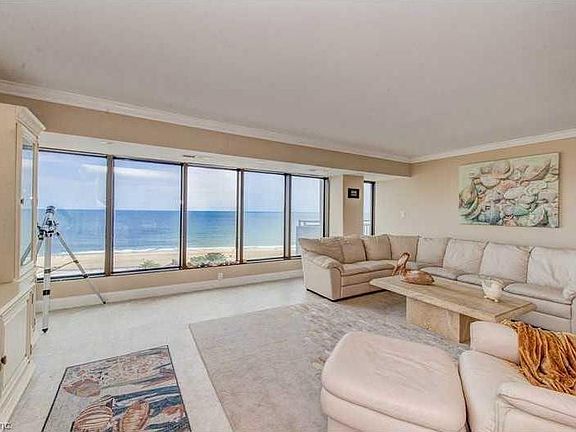 3rd image of 4004 Atlantic Ave APT 1011