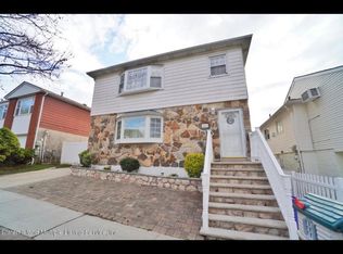 54 Yucca Dr #3, Staten Island, NY 10312