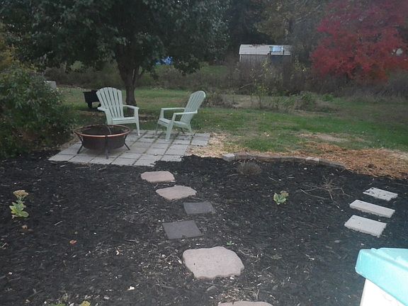4th image of 5521 Bradley Dr