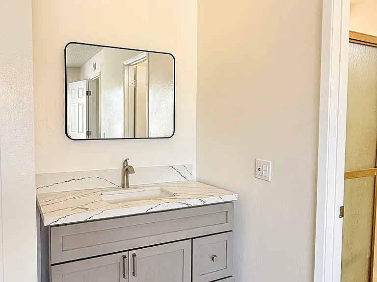 13237 Mohawk Rd #B — Photo 7