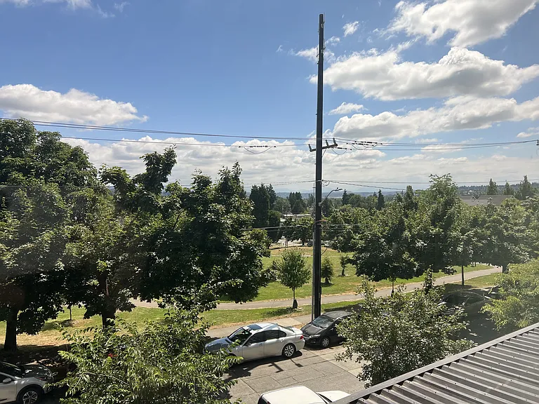 Cubix at Othello Apartments — Photo 175