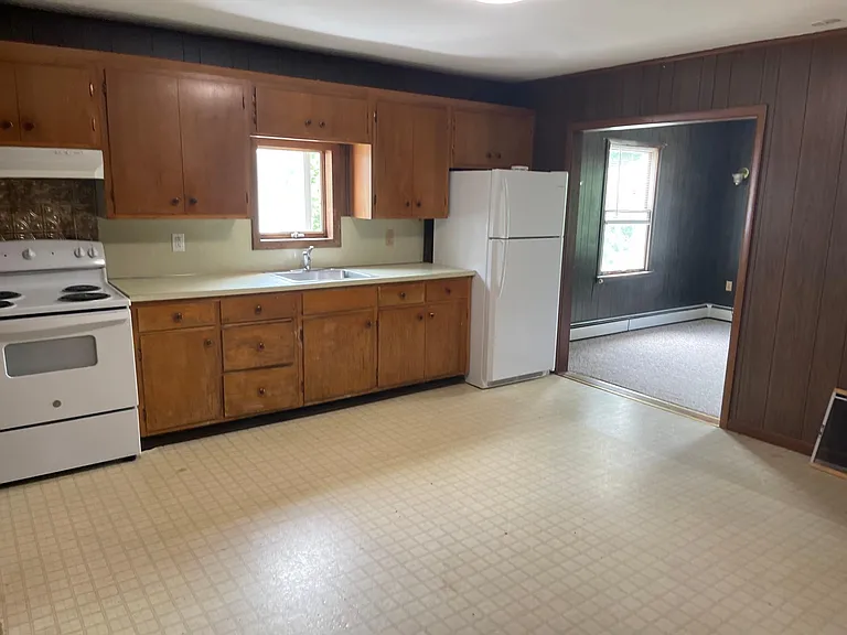 36 Soule St #C — Photo 3