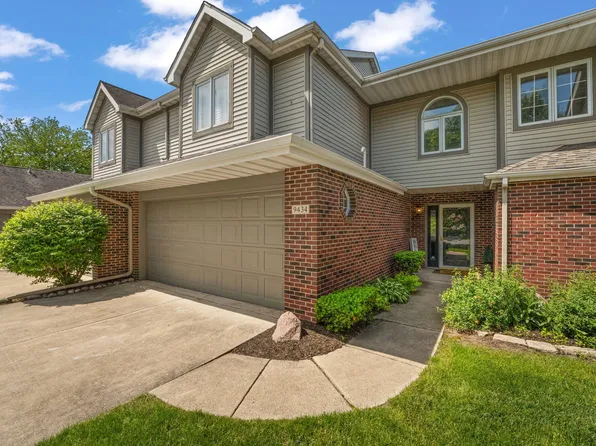 9434 Van Buren St, Crown Point, IN 46307