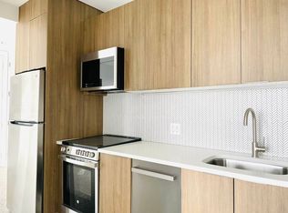 15 Goodwin Pl #4, Brooklyn, NY 11221