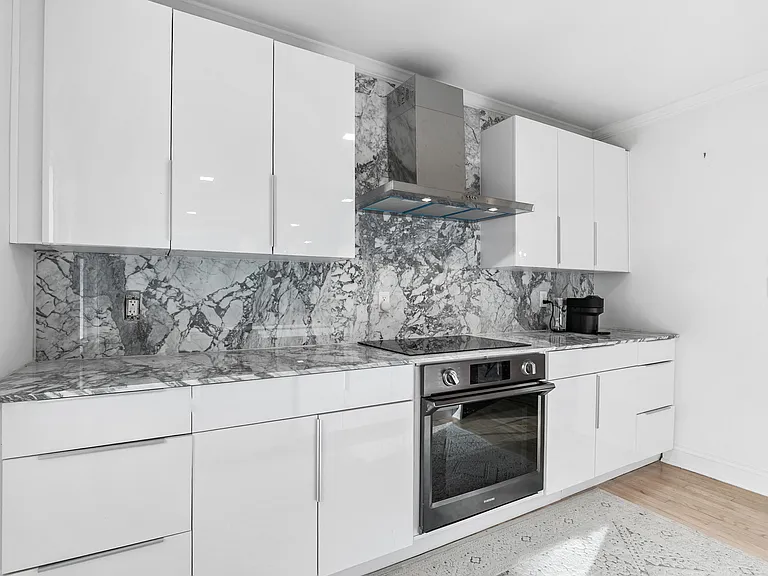 1744 N Druid Hills Rd NE — Photo 9