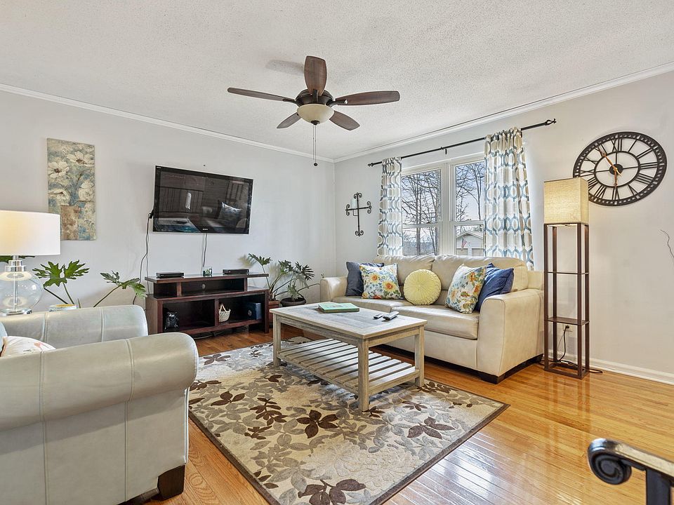 1st image of 4717 Pebble Brook Cir NE #52