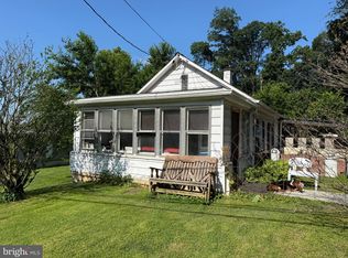 1045 Prospect Rd, Columbia, PA 17512