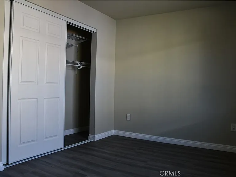 917 W Flora St #917B — Photo 21