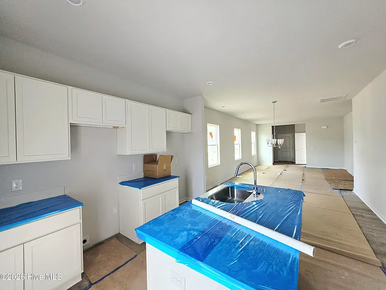 1062 Hanson Dr — Photo 5