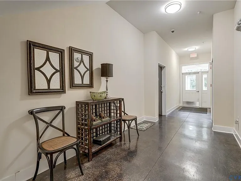 1020 Porter St #104 — Photo 25