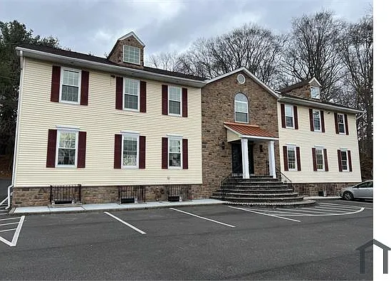 1 bed, 800 sqft, $1,899 — Photo 3