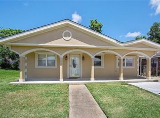 7511 Poitevent Ave, New Orleans, LA 70127
