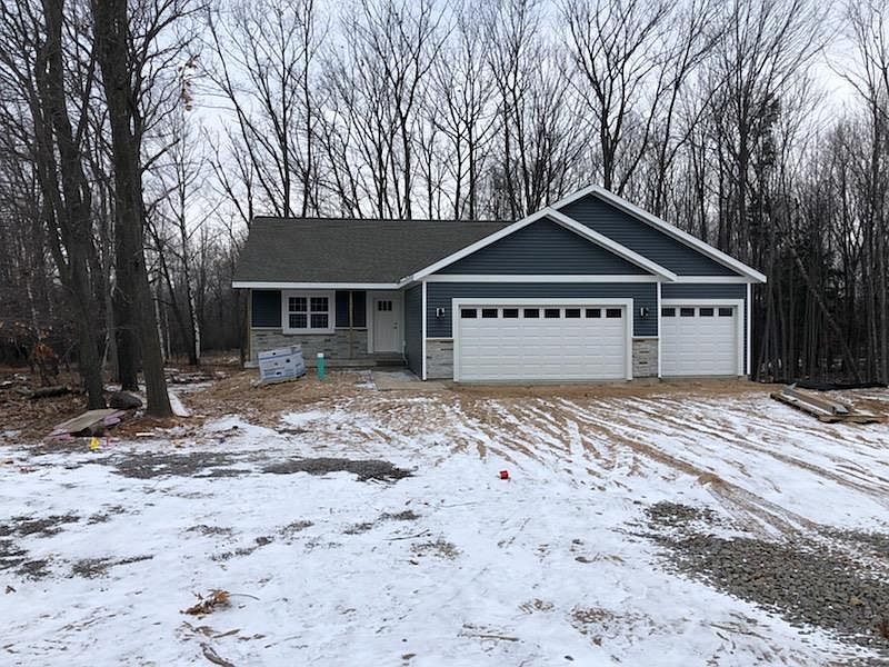 1st image of 151364 Kingfisher Ln
