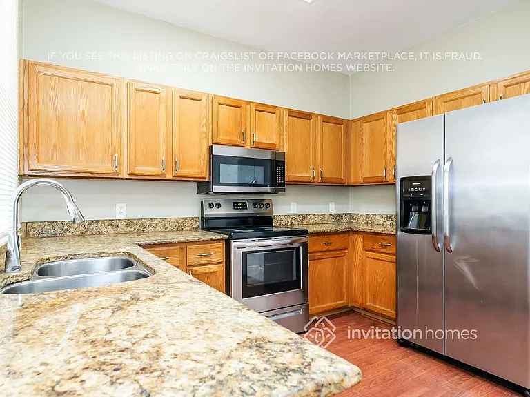 15062 Oak Chase Ct — Photo 7