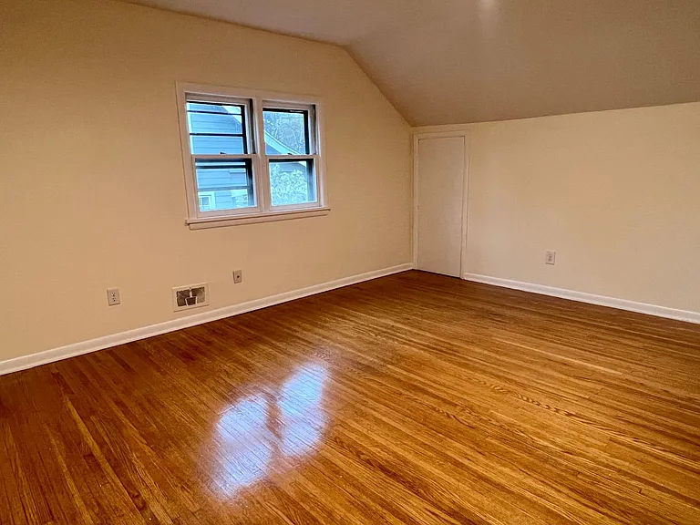 2450 Culver Rd — Photo 20
