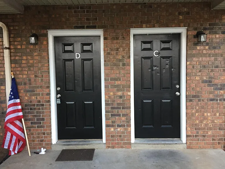 1287 Barnwood Ct #C — Photo 2