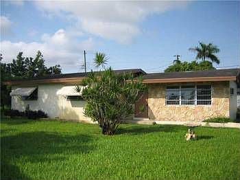 2nd image of 1230 NW 17th St