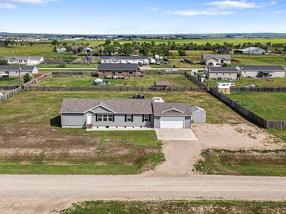 3rd image of 13351 Mountain Meadow Ln
