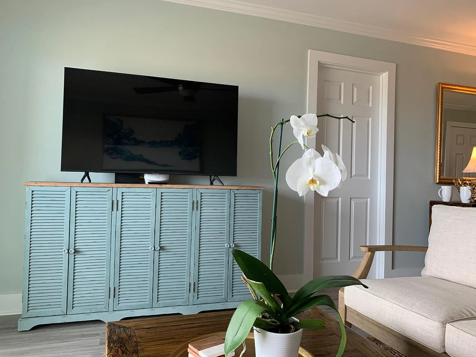 2 bed, $2,000 — Photo 4