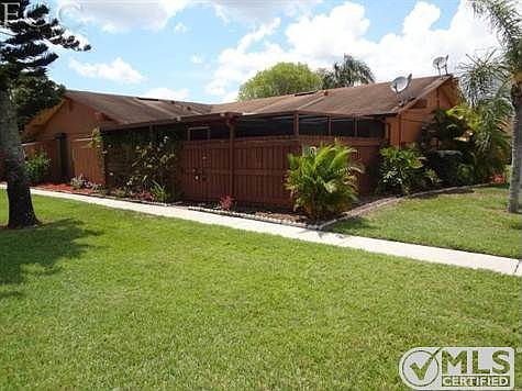 4th image of 15411 Crystal Lake Dr #A