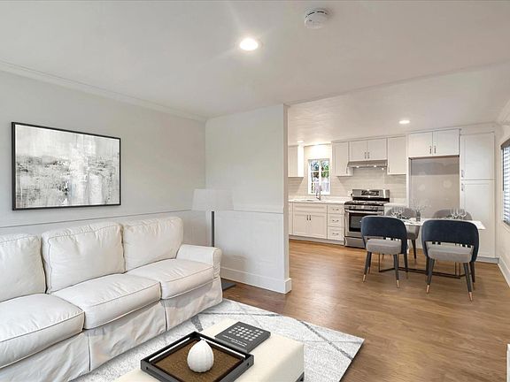 4th image of 147 Barranca St #147