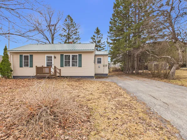 15 Glendale Road, Caribou, ME 04736