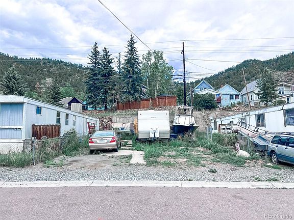 5th image of 704 Miner Street