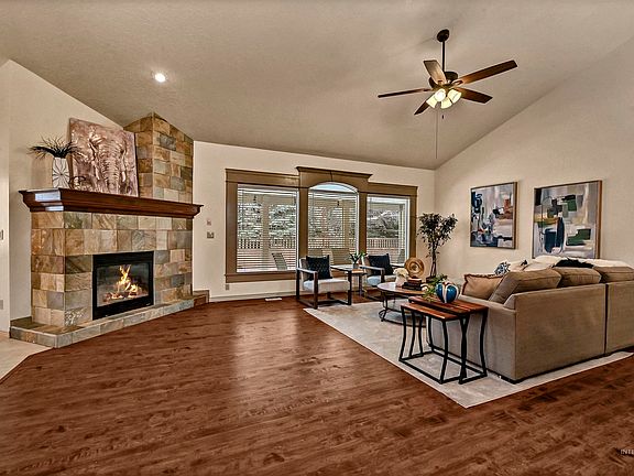 5th image of 9781 W Umpqua River Ct
