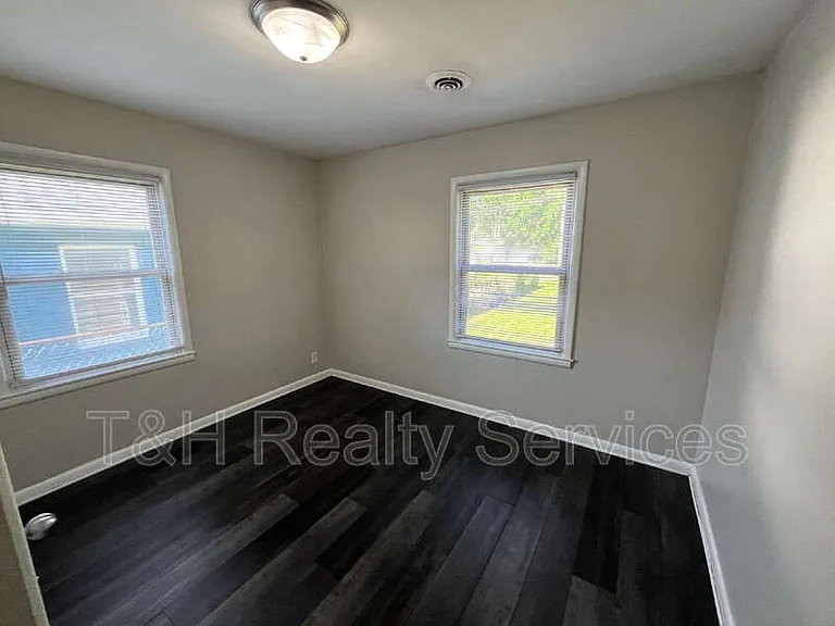 4358 Norwaldo Ave — Photo 9