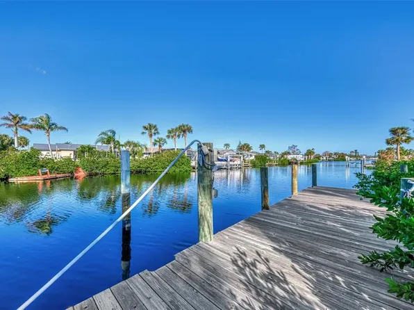 4646 Fallon Cir, Pt Charlotte, FL 33948