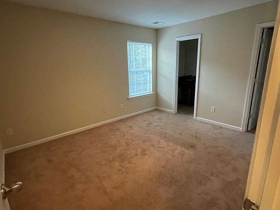 5th image of 123 Winterberry Ln