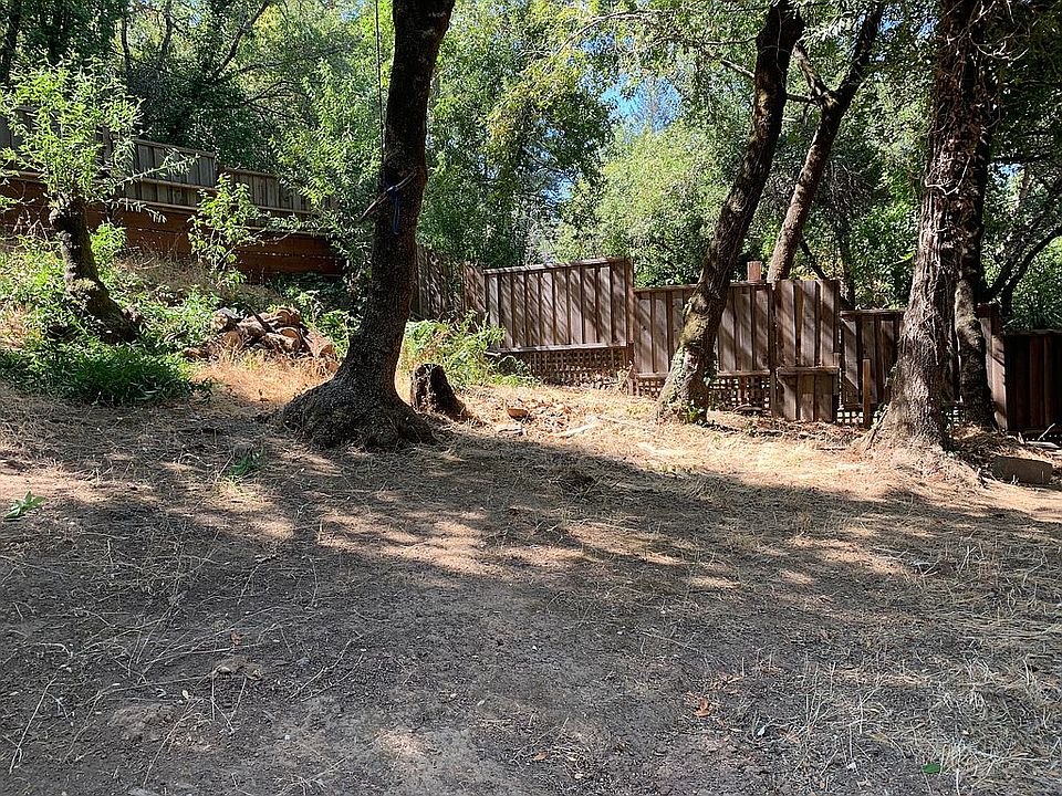 2nd image of 2640 N Fitch Mountain Rd