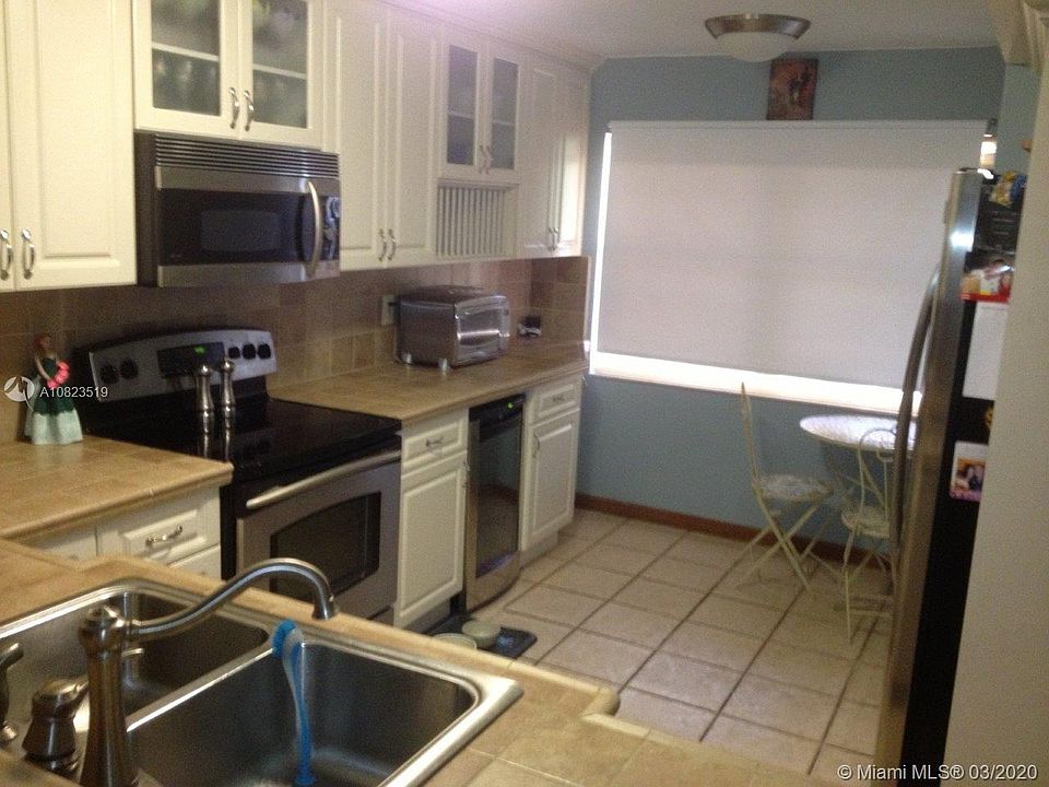 2nd image of 10036 NW 41st St #434