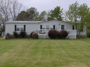 114 Highland Dr, Milton, WV 25541