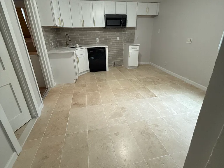 21 Throop Ave #1 — Photo 11