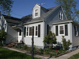 121 Oaklawn Ter, Vineland, NJ 08361