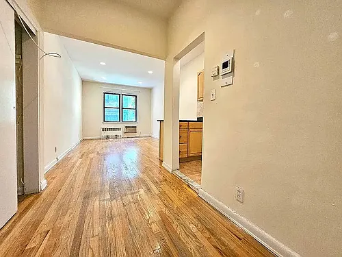 506 E 88th St #2O Photo 1