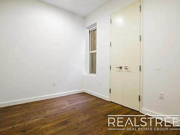 5th image of 911 Jefferson Ave #2A
