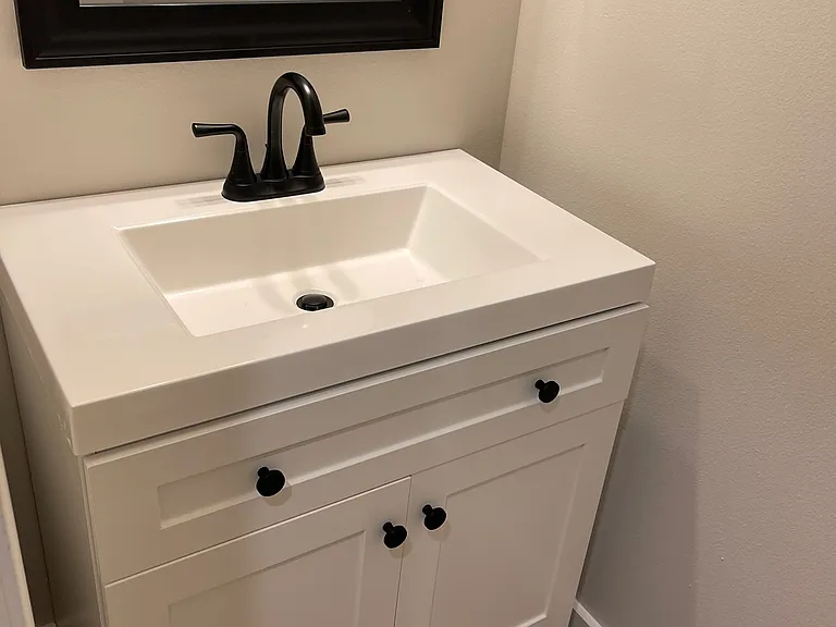 1/2 Bath Downstairs
