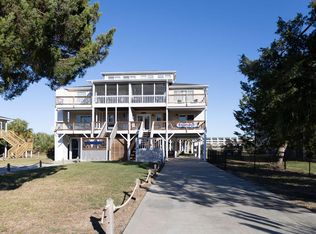 3611 Yacht Club Rd #B, Edisto Island, SC 29438